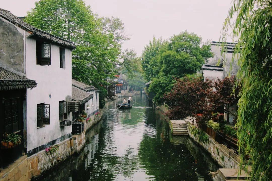 内蒙古大学新闻与传播专业老师推荐的读书清单,拿好不谢!